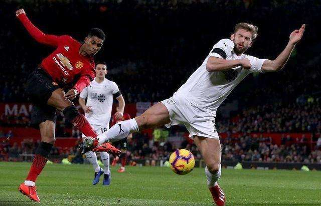  霍芬海姆进攻多点开花，客场大捷逃离降级区  